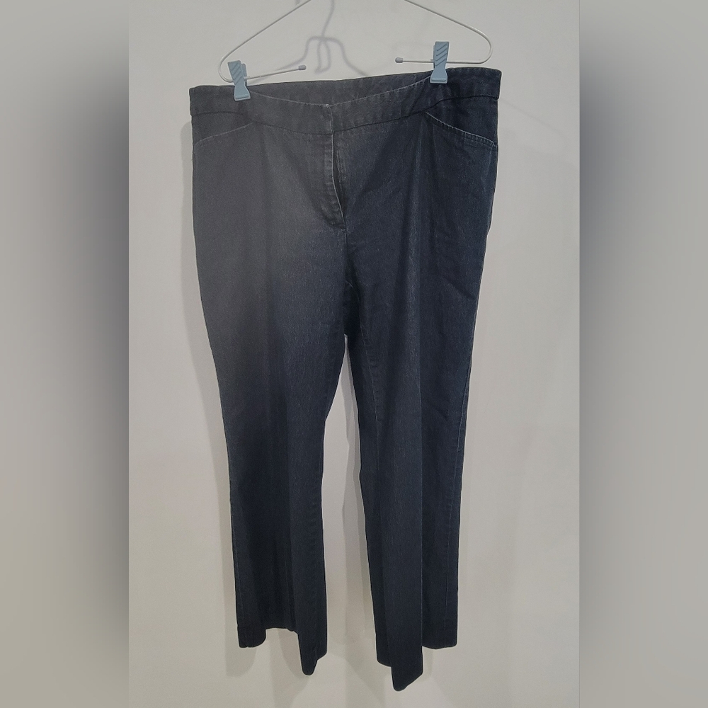 Worthington Woman Modern Fit Jeans in Deep Blue / Size 16W